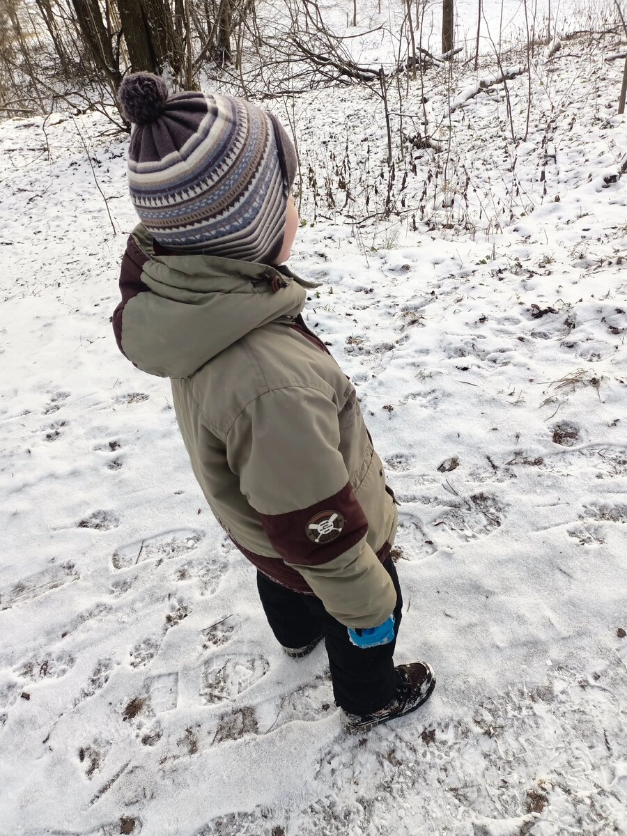 Мой сын одет во всё чужое и я не считаю это ужасным.