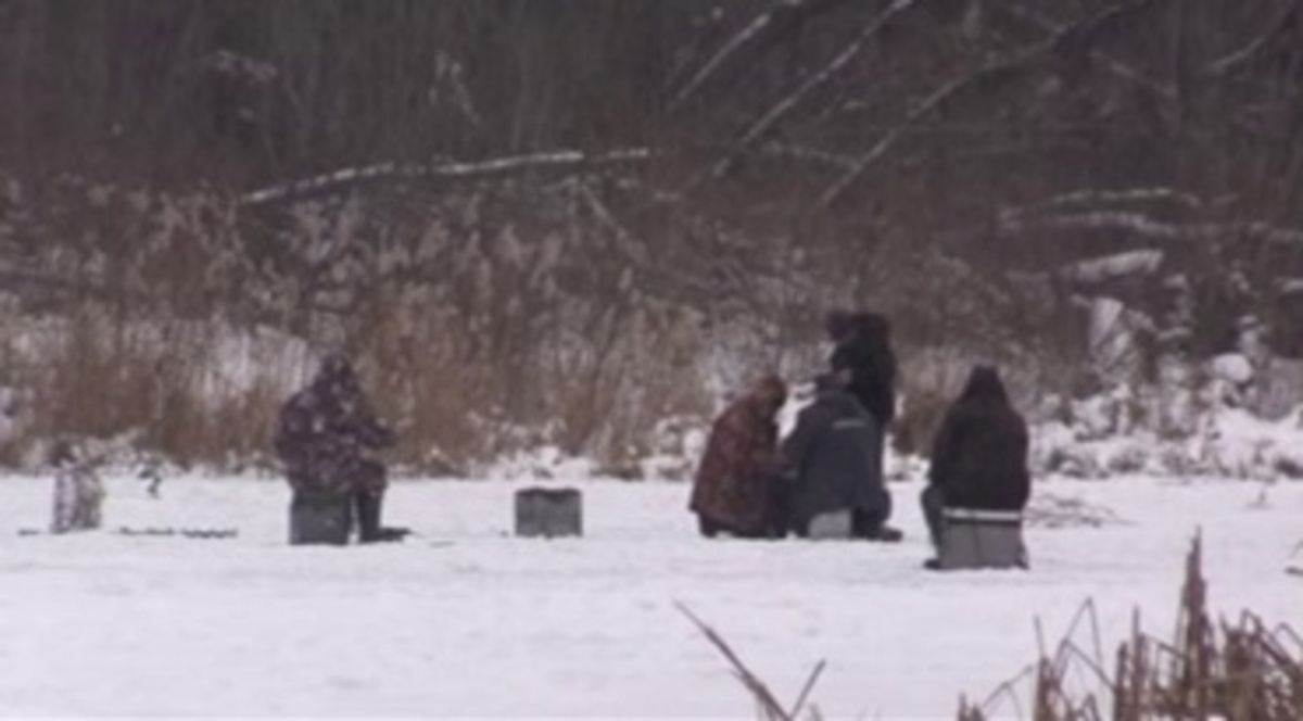    Ледовую обстановку на реке Сейм в Курской области оценили спасатели