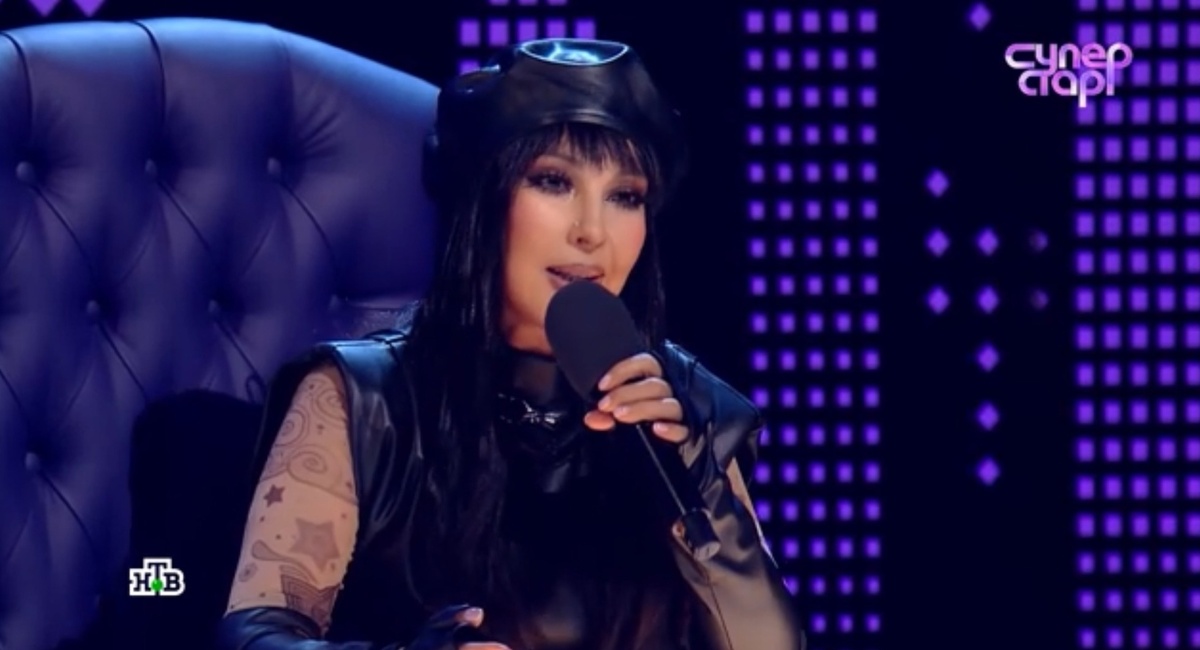 КАдр пеердачи "Супер Стар" на НТВ. Фото скрин шот. 