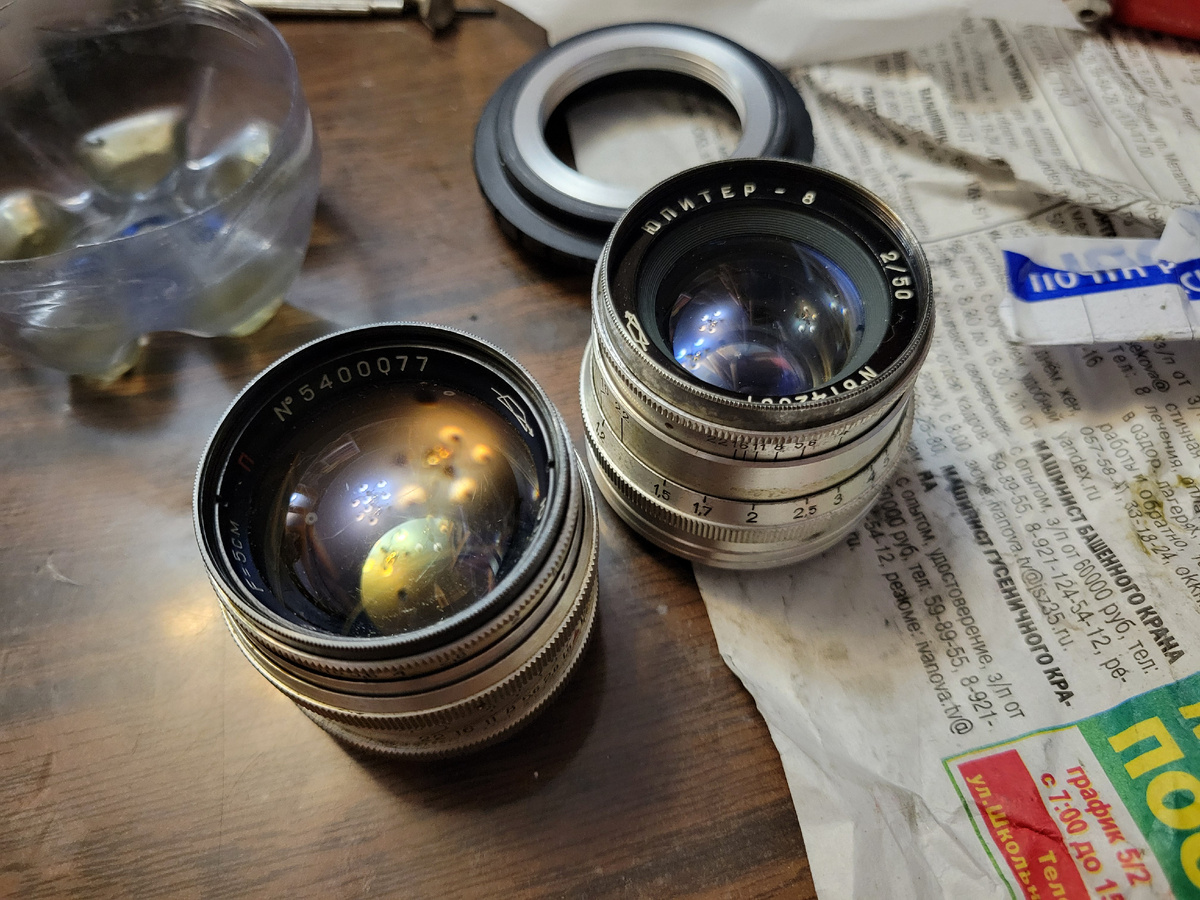 Юпитер 3 (слева) и Юпитер 8М