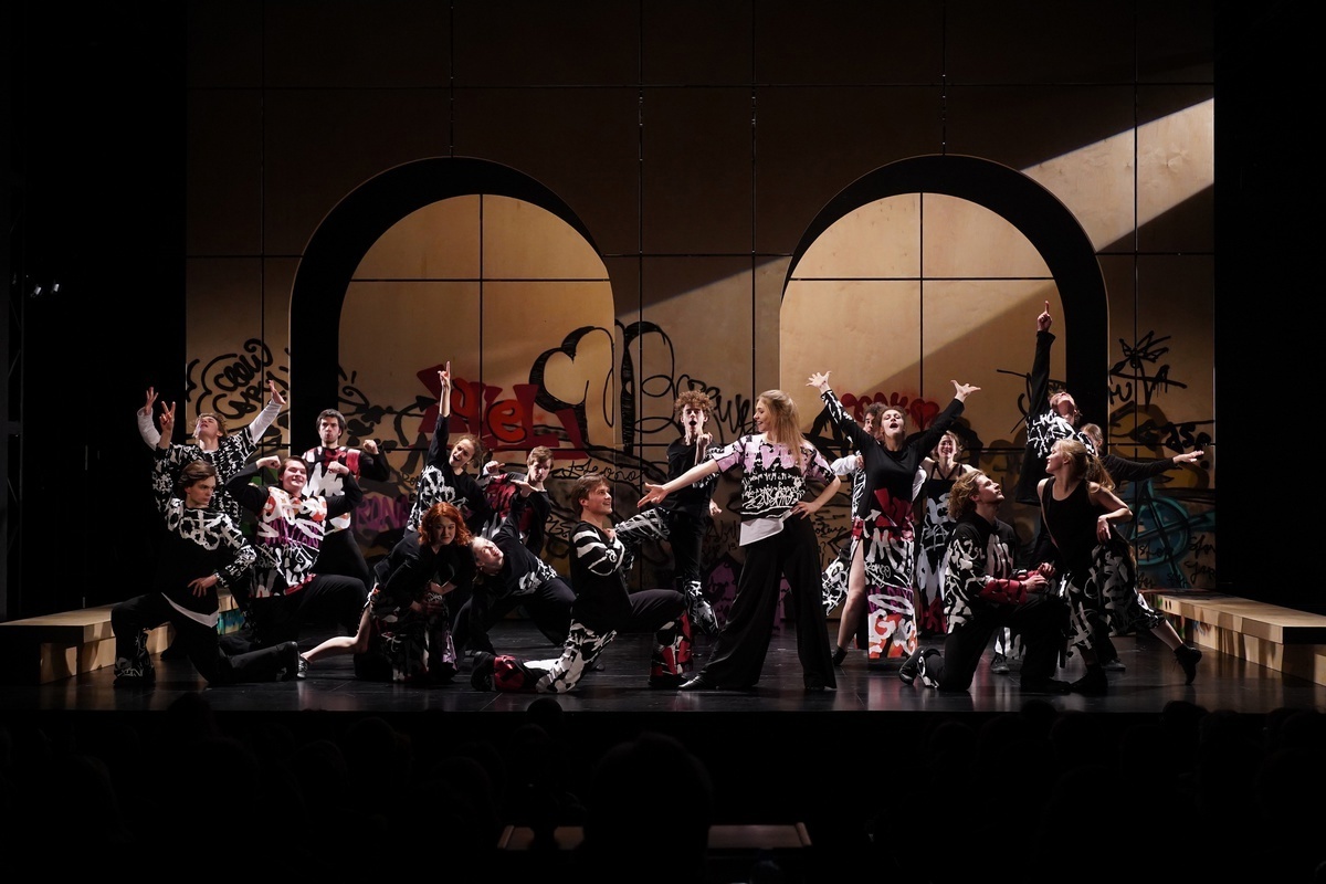 Фотография с сайта театра