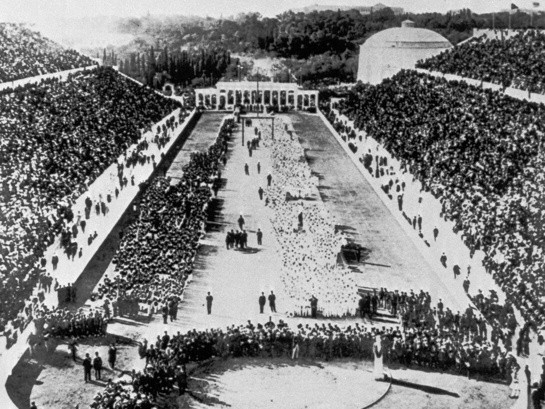Первые современные олимпийские игры. проведенные летом 1896 года в Афинах. Изображение не нарушает правил платформы (Взято из открытых интернет-источников: media.meer.com)