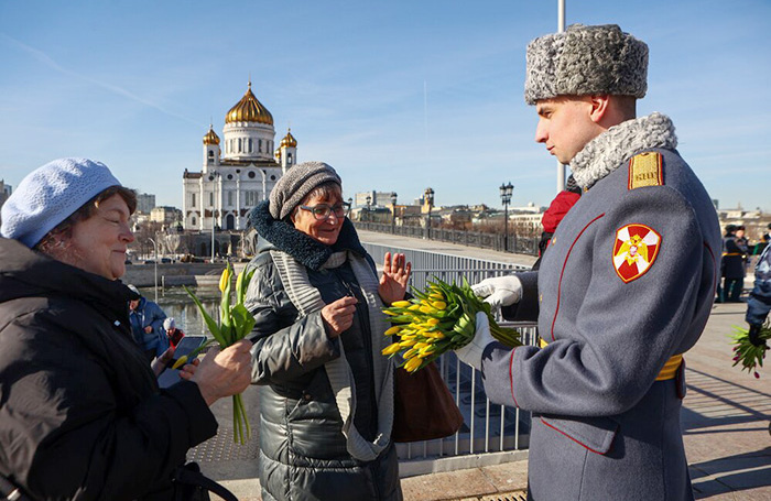    Восьмое марта. На улицах Москвы.Ярослав Чингаев/АГН «Москва»