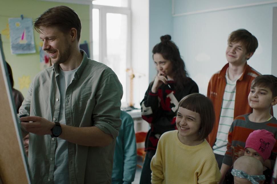 Кадр из фильма "Здоровый человек". Фото из открытого доступа.