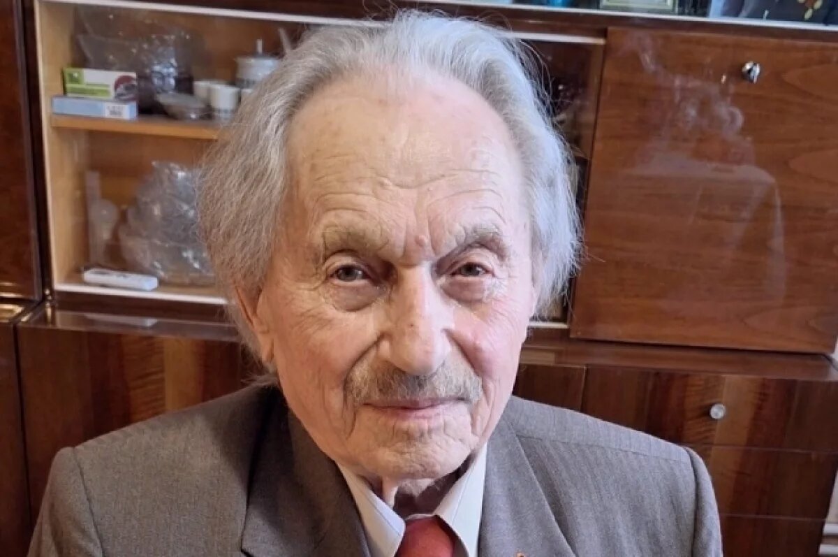    99-летний астраханский ветеран примет участие в юбилейном Параде Победы