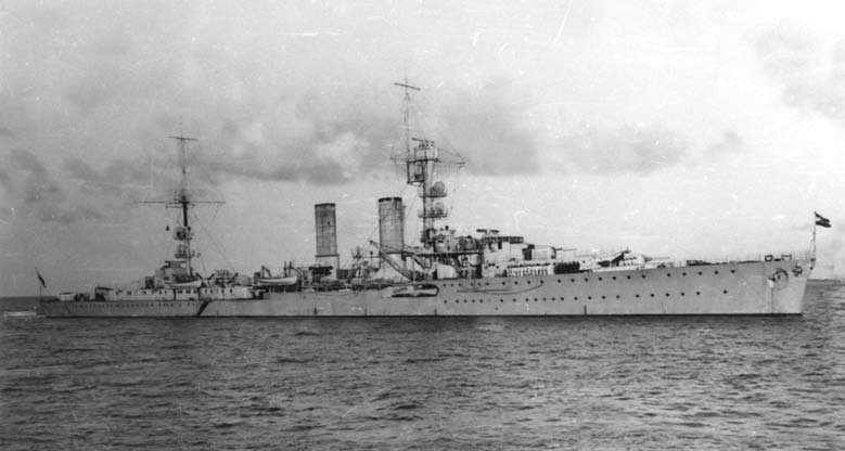 Германский крейсер «Leipzig», участвовавший в операциях против судоходства
на Балтике осенью 1939 года