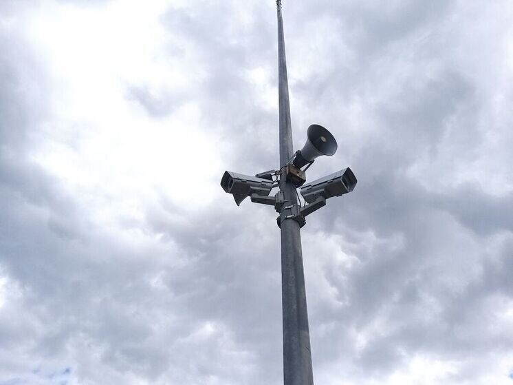     Задача проверки – убедиться в исправности всех технических устройств и каналов связи, которые используются для оповещения жителей города. Фото: МК в Питере