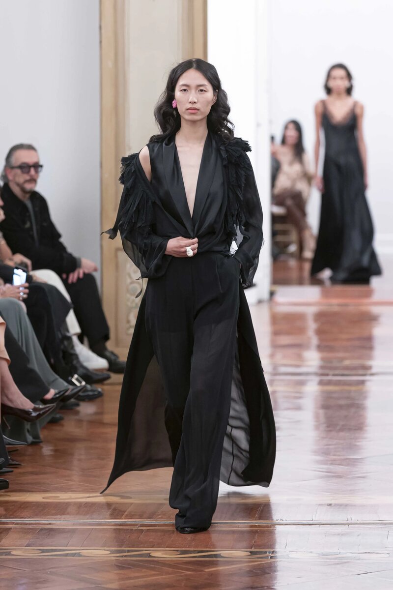 Alberta Ferretti Fall 2025 Ready-To-Wear