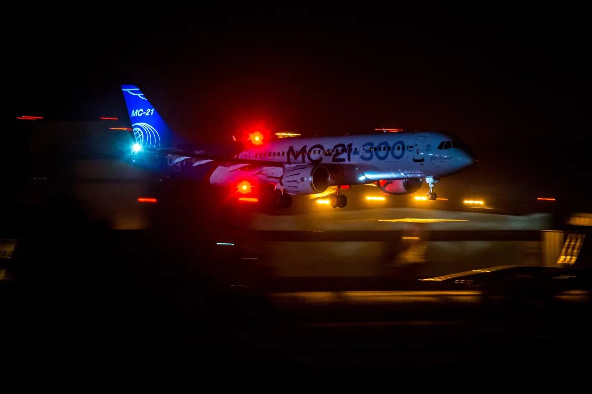    Алиханов анонсировал первые полеты импортозамещенных МС-21 и SJ-100