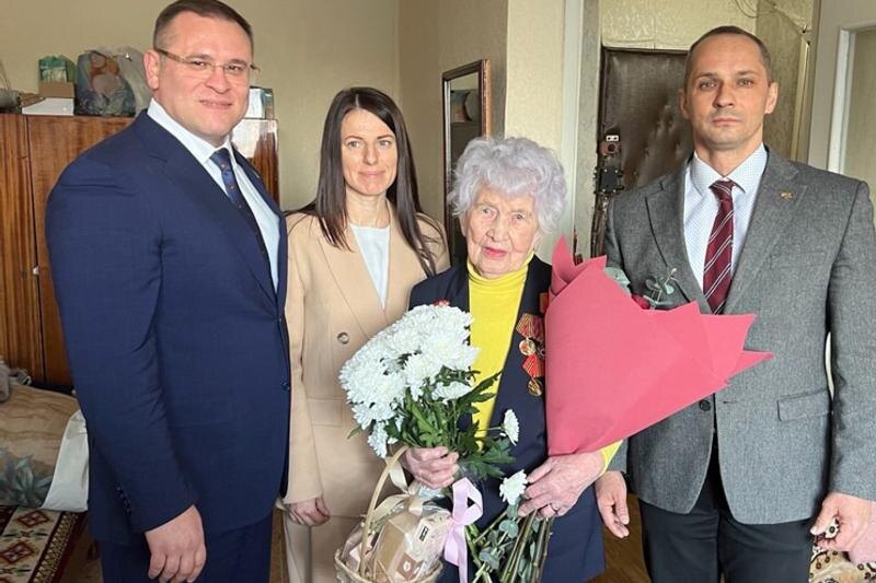    Фото: орджоникидзевский.екатеринбург.рф, страницы депутатов в социальных сетях