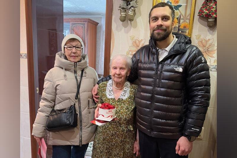    Фото: орджоникидзевский.екатеринбург.рф, страницы депутатов в социальных сетях