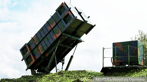     Фото: REUTERS/Valentyn Ogirenko   
 Текст: Елизавета Шишкова