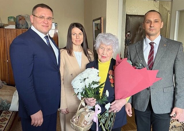    Фото: администрация Орджоникидзевского района, соцсети депутатов