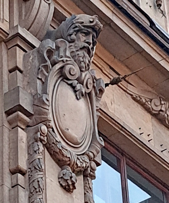 Фрвгмент декора дома /фото из личного архива, 2025/