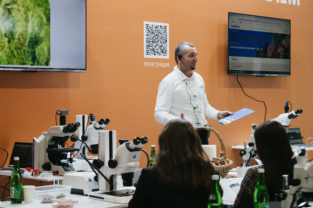 18 и 19 февраля 2025 года компания "Магнус Агро" приняла участие в важной международной выставке Fruit Trade, которая объединила ведущих игроков аграрного рынка, производителей фруктов, ягод и винограда, а также поставщиков технологий для хранения, переработки и сбыта сельхозпродукции. В рамках выставки компания представила свои достижения и новейшие решения, особое внимание уделив ключевому направлению своей деятельности — строительству современных агрохранилищ.
