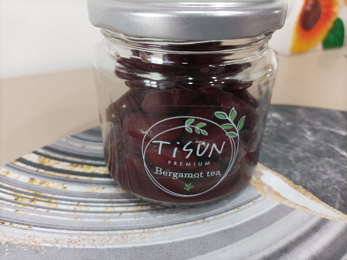 Вот и пустые баночки из-под чая пригодились 🙂