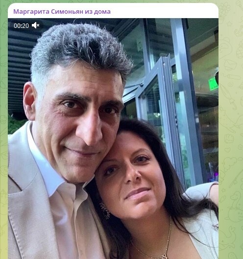    Telegram-канал Маргарита Симоньян из дома