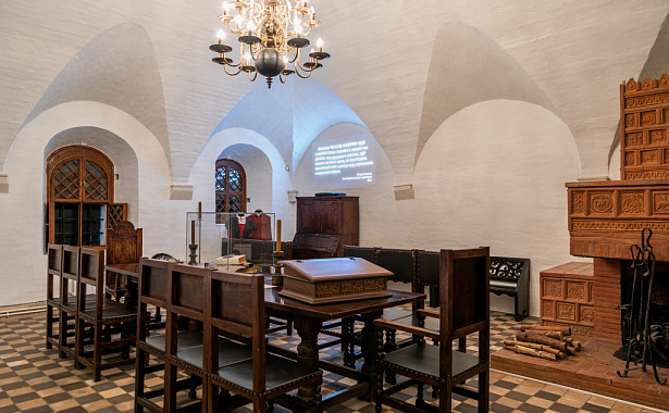 Старый Английский двор. Источник: mos.ru