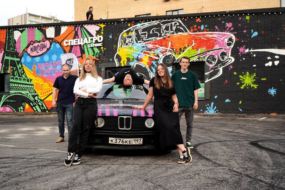 А это мы,  YoungWave собственной персоной!