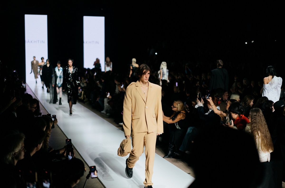 https://just-moskva.ru/2025/03/03/moscow-fashion-week-2025/