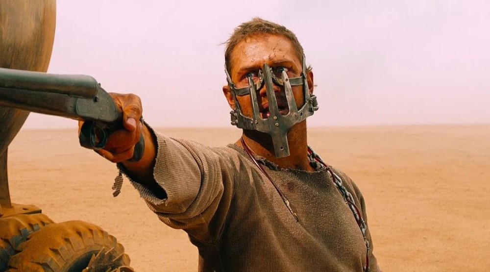     Кадр из фильма «Безумный Макс: Дорога ярости» (2015)