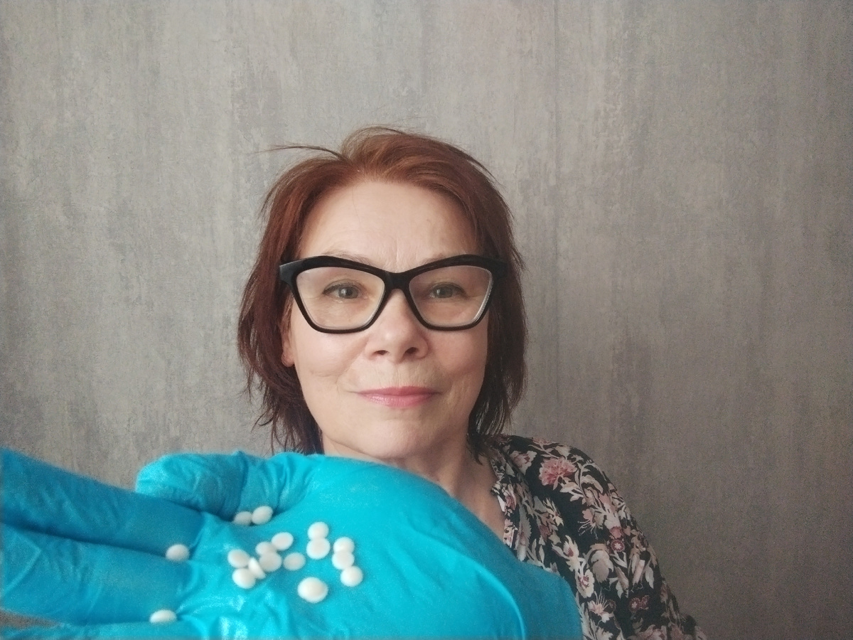 Вот так выглядят косметические воски, которые я использую при производстве косметике.