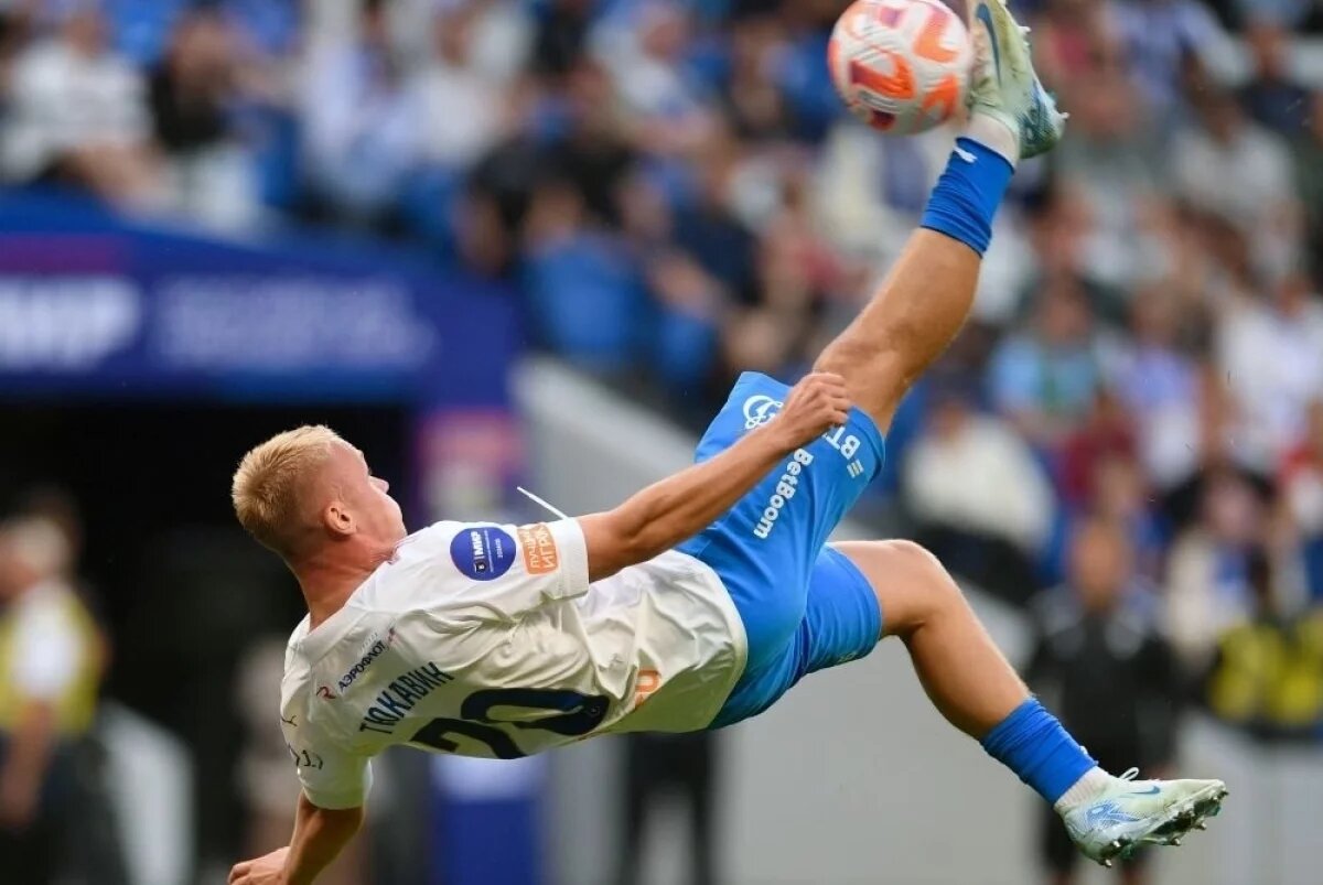    Константин Тюкавин.