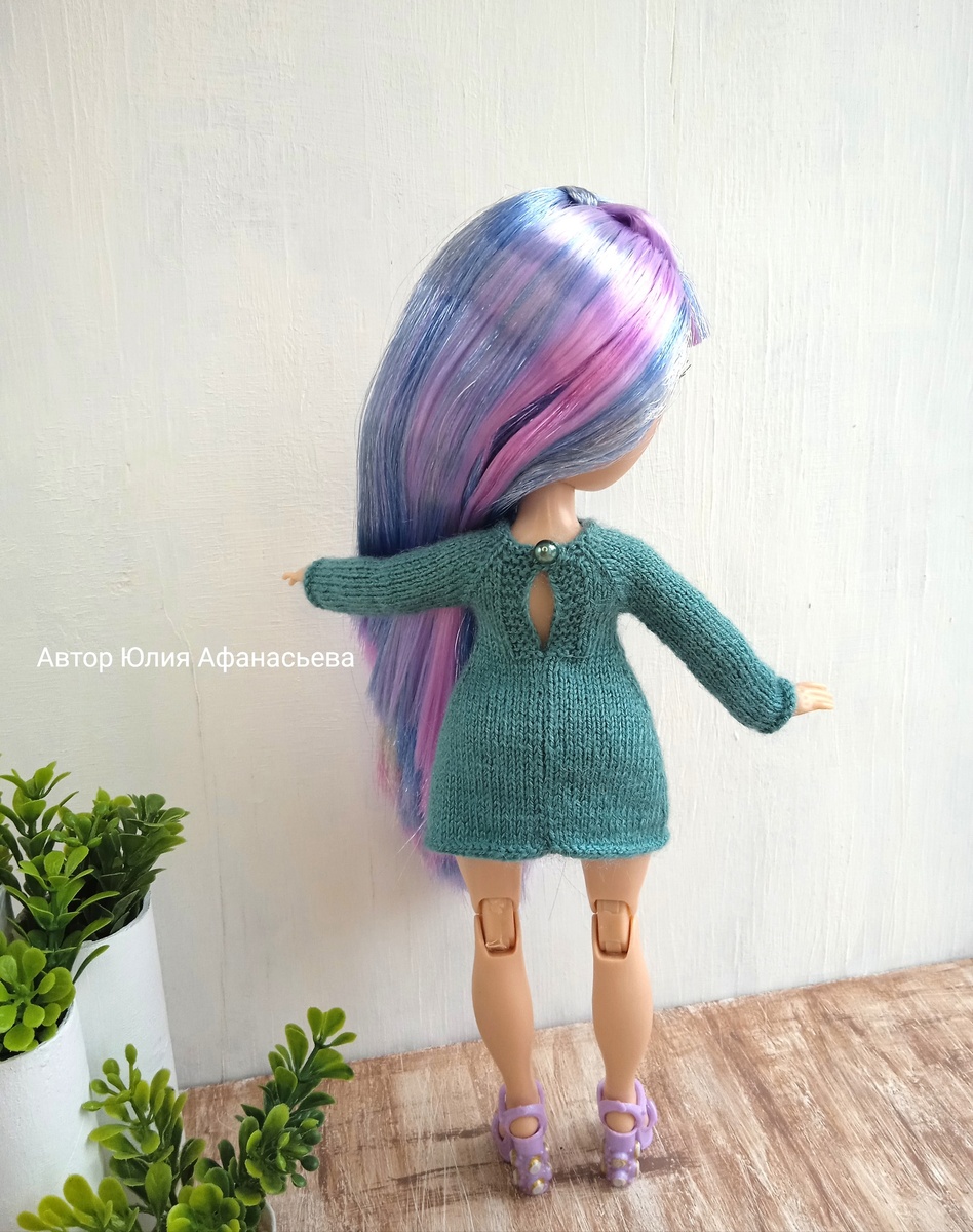 Платье "Классика". Вид сзади