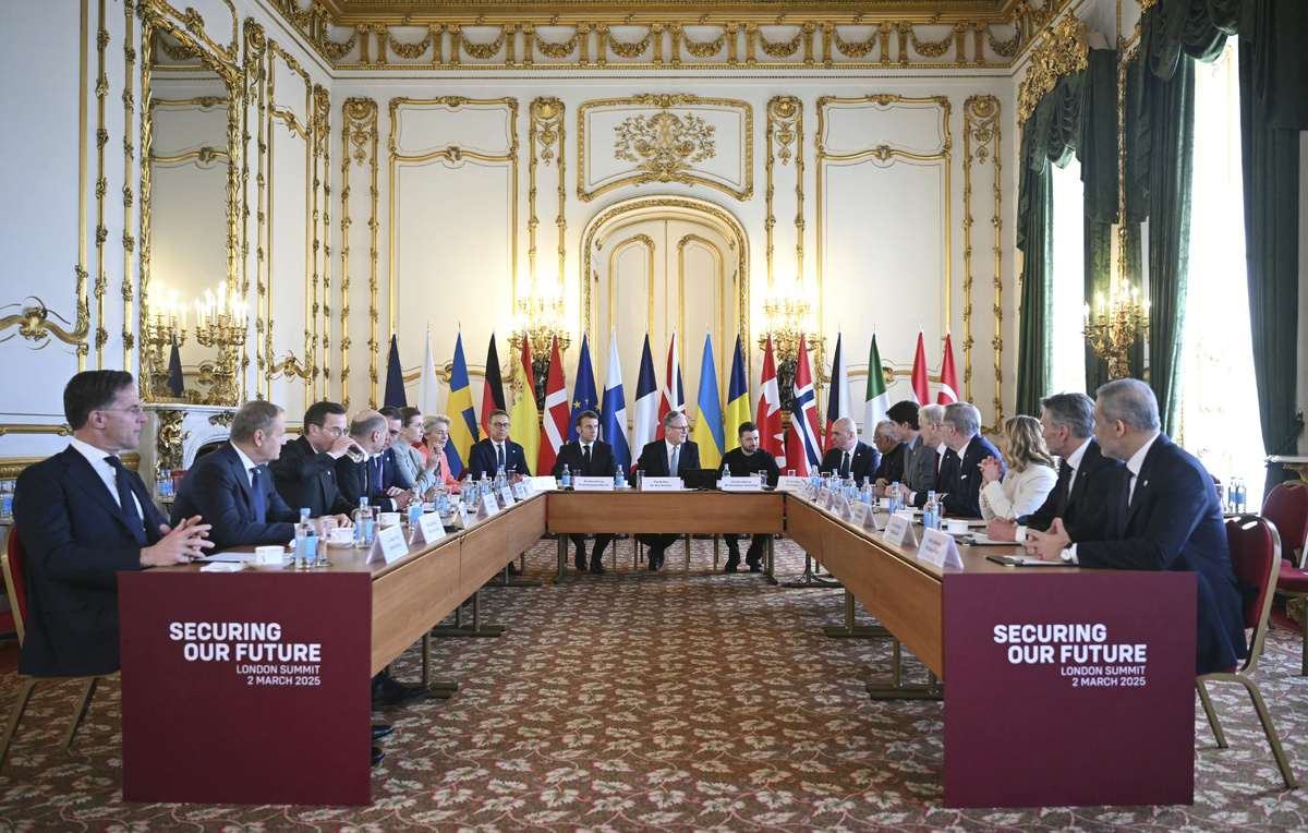 Justin Tallis/Pool via AP