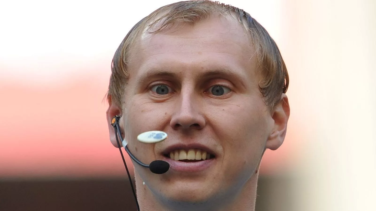  Сергей Иванов - главный судья матча 19-го тура РПЛ "Зенит" -  ЦСКА. Фото из интернета.