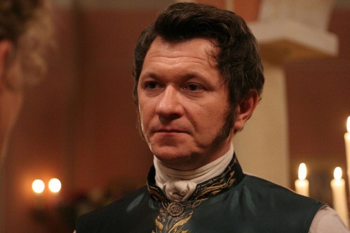 А.Е.Ильин в сериале "Адъютанты любви". Источник: Яндекс картинки