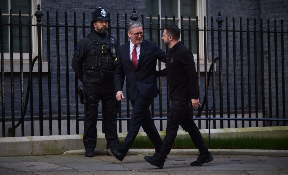 В Лондоне Владимира Зеленского успокоили после встречи с Трампом . Все, дескать, хорошо. Фото Яндекс. Карнинки. 