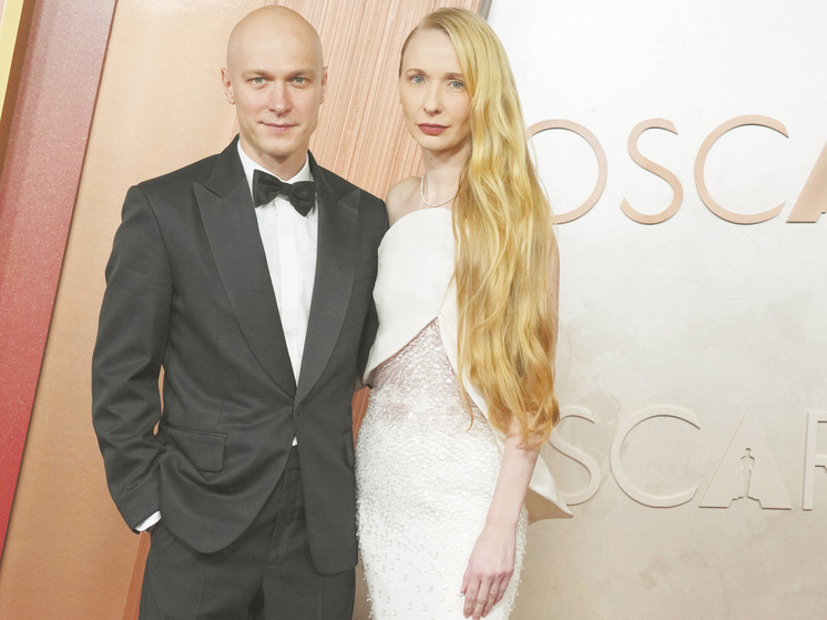     Актер Юра Борисов с женой Анной. / AP