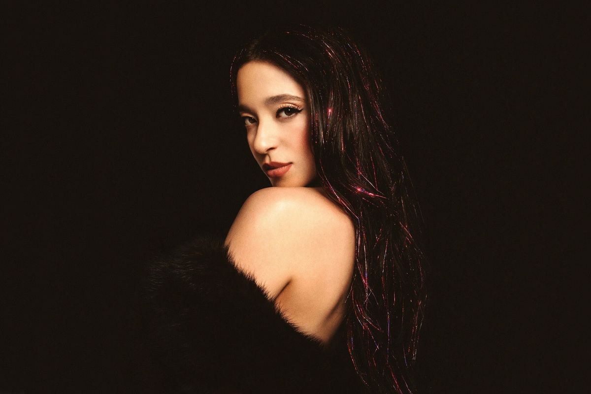     Почему “Анора” получила “Оскар” и стала самым обсуждаемым фильмом года: от особой стратегии до народной любви