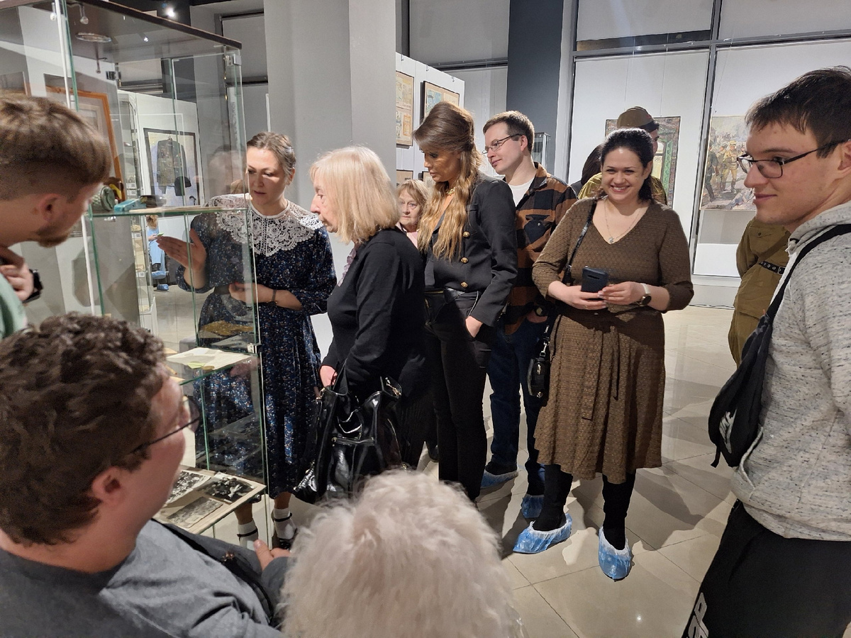 Веду экскурсию