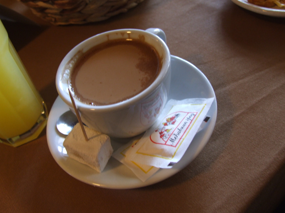 Кофе по-сербски в Мечавнике - отеле Эмира Кустурицы