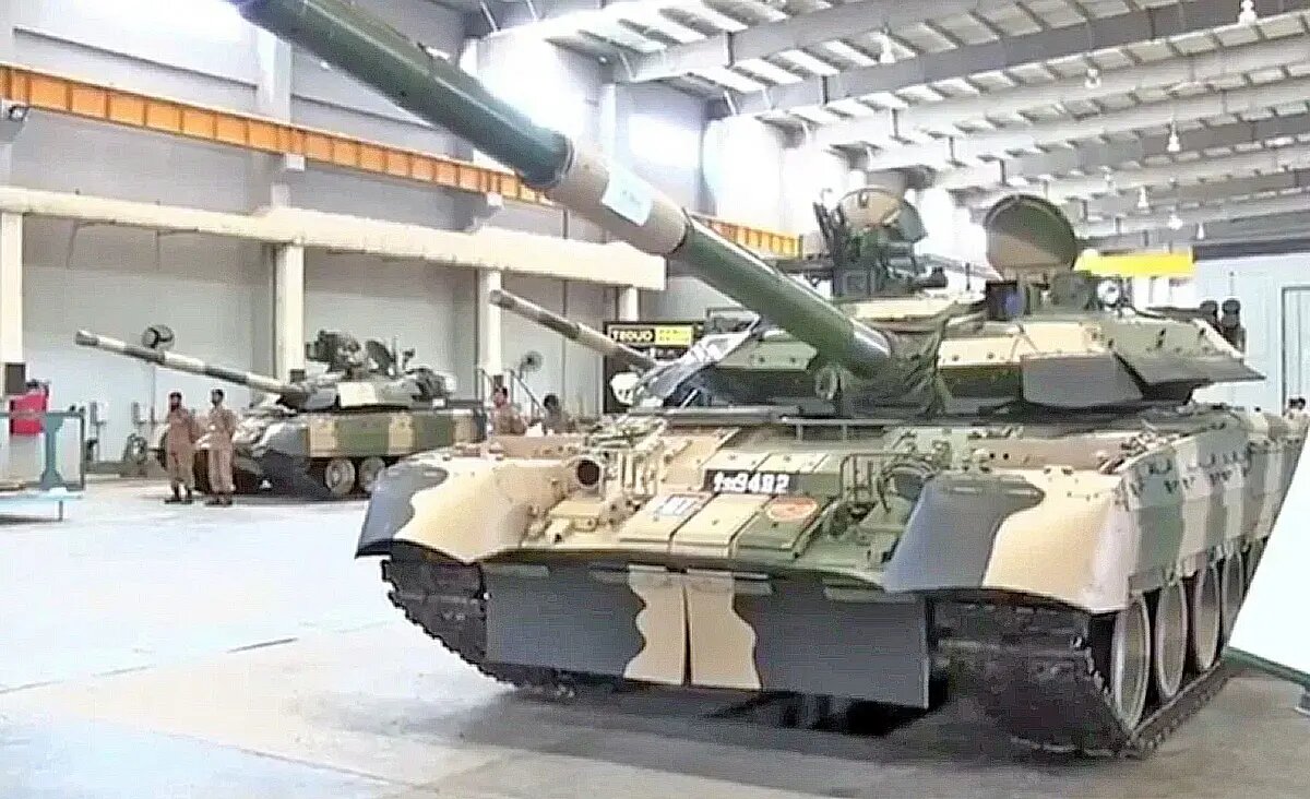 Т-80УД на вооружении армии Пакистана, конец 1990-х годов