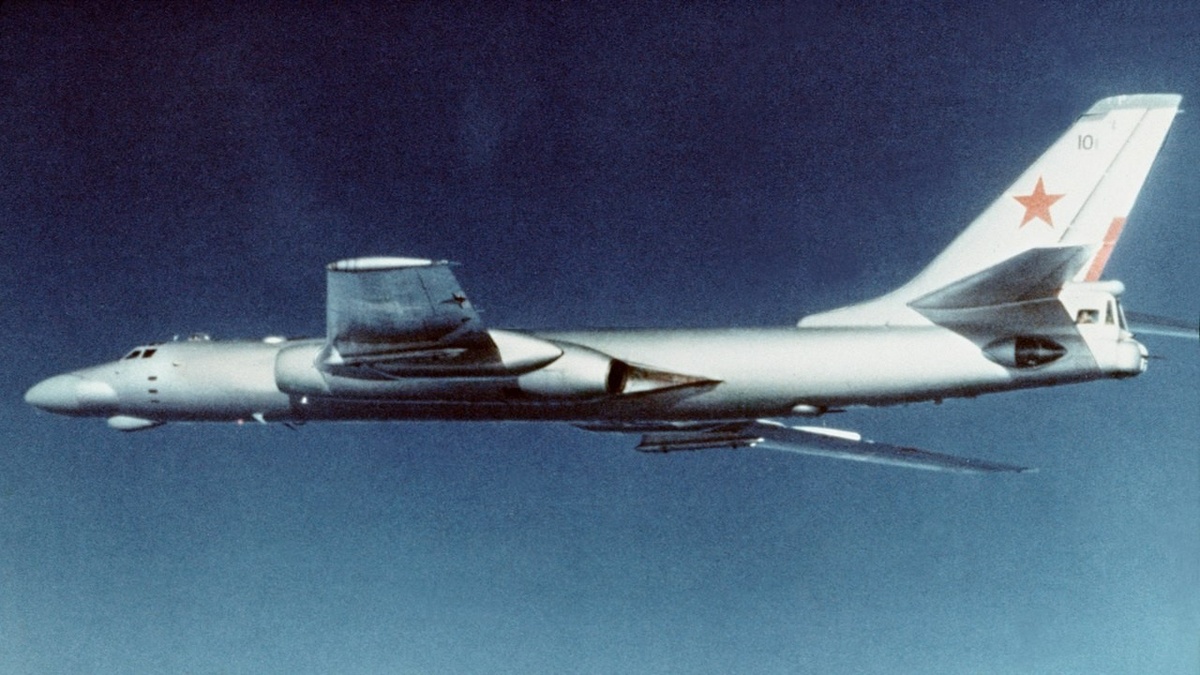 Бомбардировщик Ту-16К, источник wikipedia.org