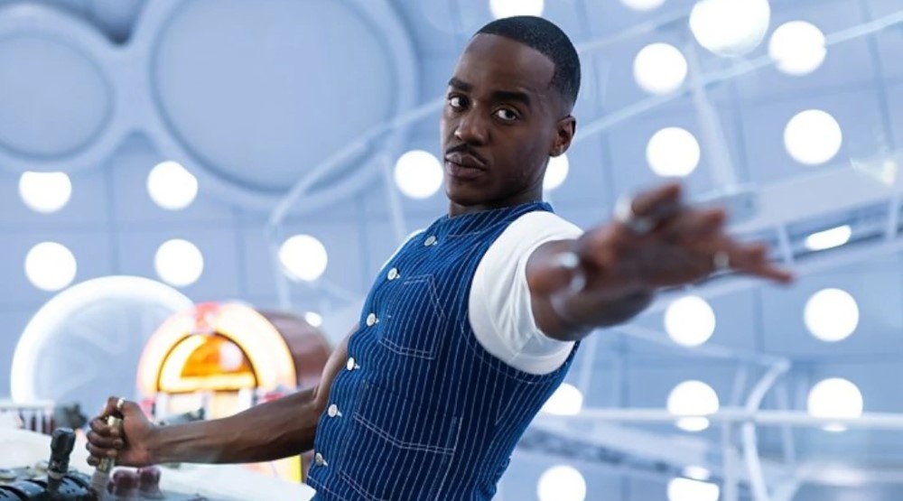     Кадр из 2 сезона сериала «Доктор Кто» (2025)