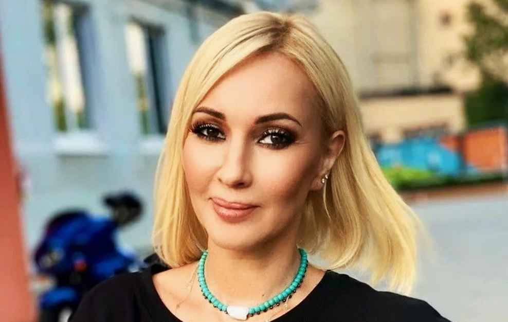 на фото Лера Кудрявцева 