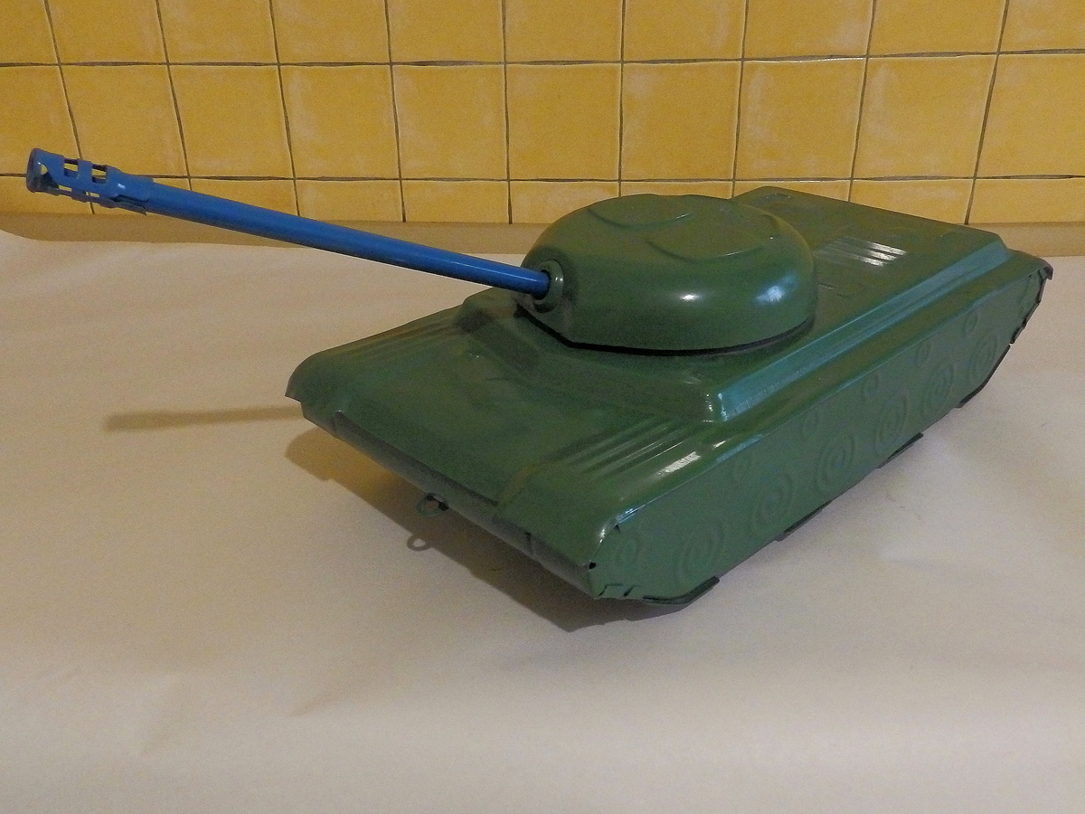 Танк "Запорожсталь". Фото из открытых источников.