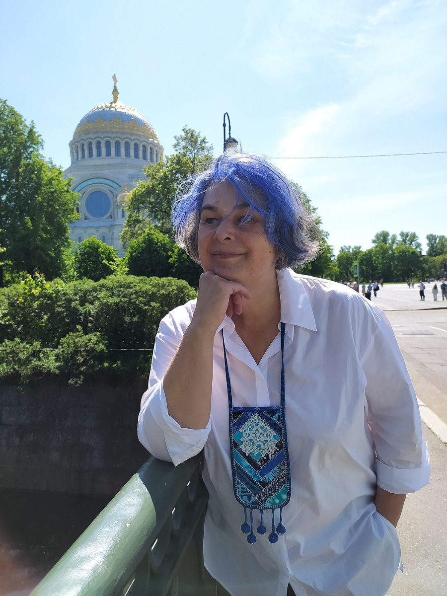 Светлана, автор блога. Этим летом хочется попробовать зелëные тона