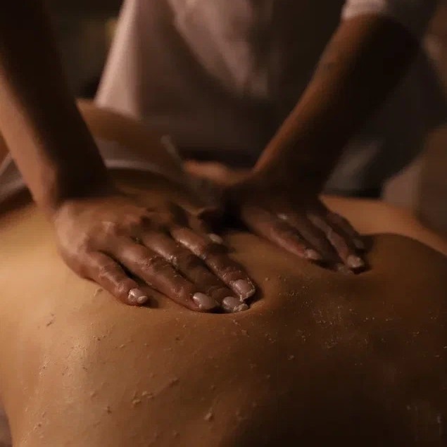 Ручной массаж в сети студий лазерной эпиляции и массажа Laser ProLab