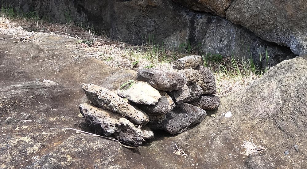 Рубила в каменоломне Рано-Рараку