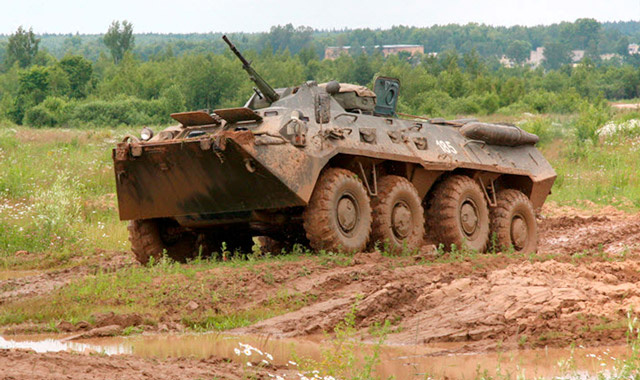 БТР-80. Ему такая грязь нипочём (фото из открытых источников)