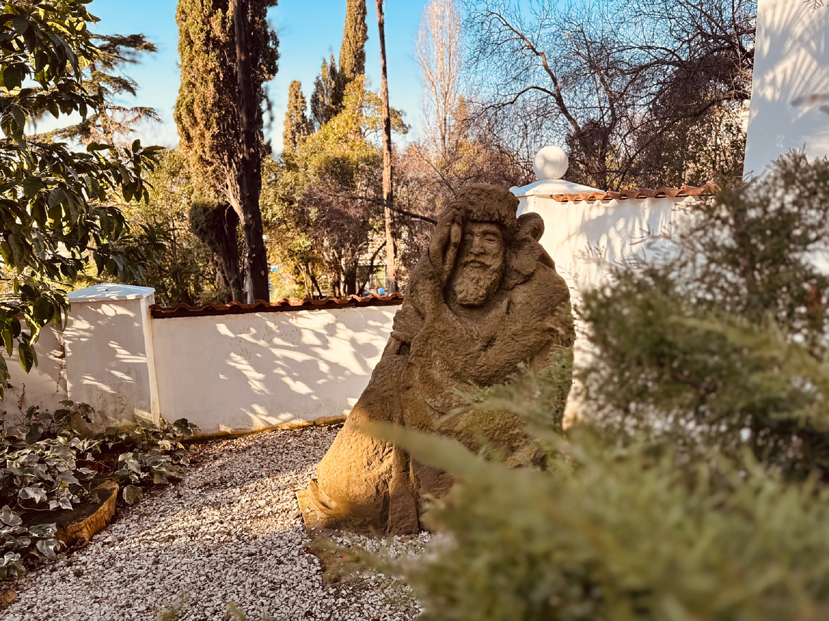    Историко- этнографический сквер «Форт»