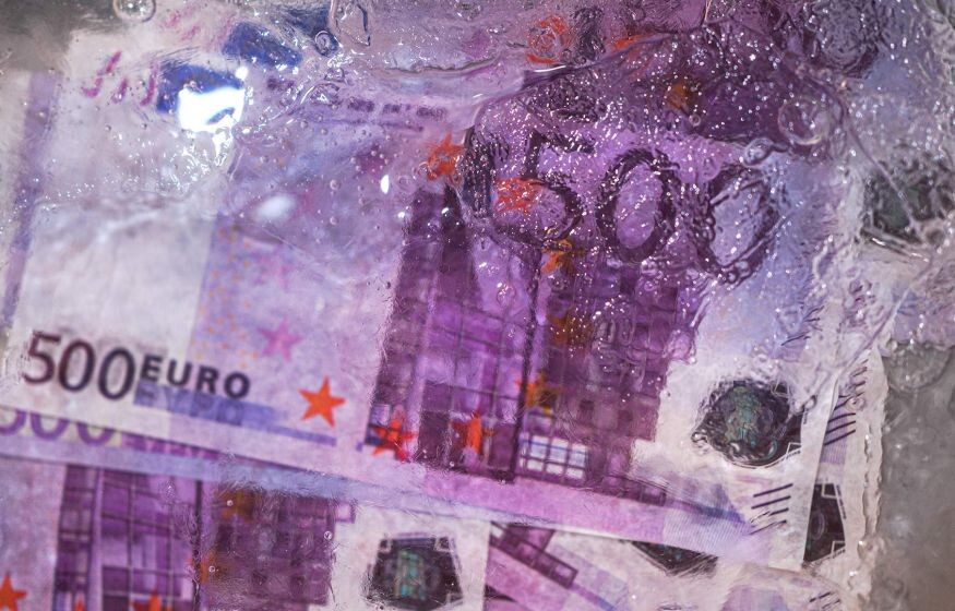    «Не можем придумать, как законно использовать замороженные активы России»: Стармер