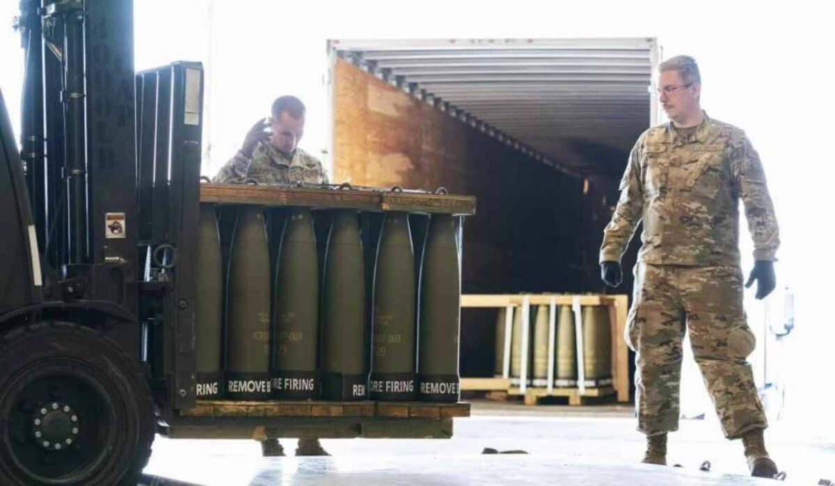     Военная помощь Украине. Источник: ria.ru Автор фото: Alex Brandon