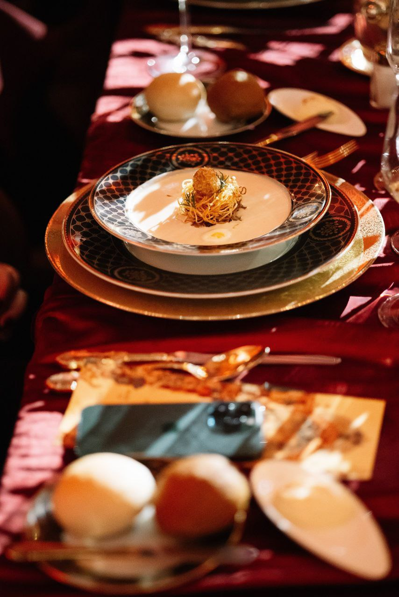 Фото: русский суп с пирожками