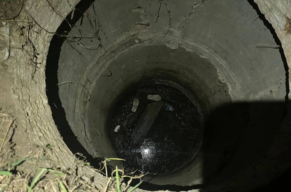 Открытый колодец, в котором погибла двухлетняя девочка. Фото: пресс-служба прокуратуры Омской области